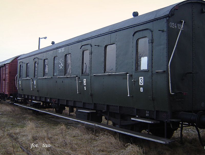 Zabytkowy wagon na stacji w Sierpcu
