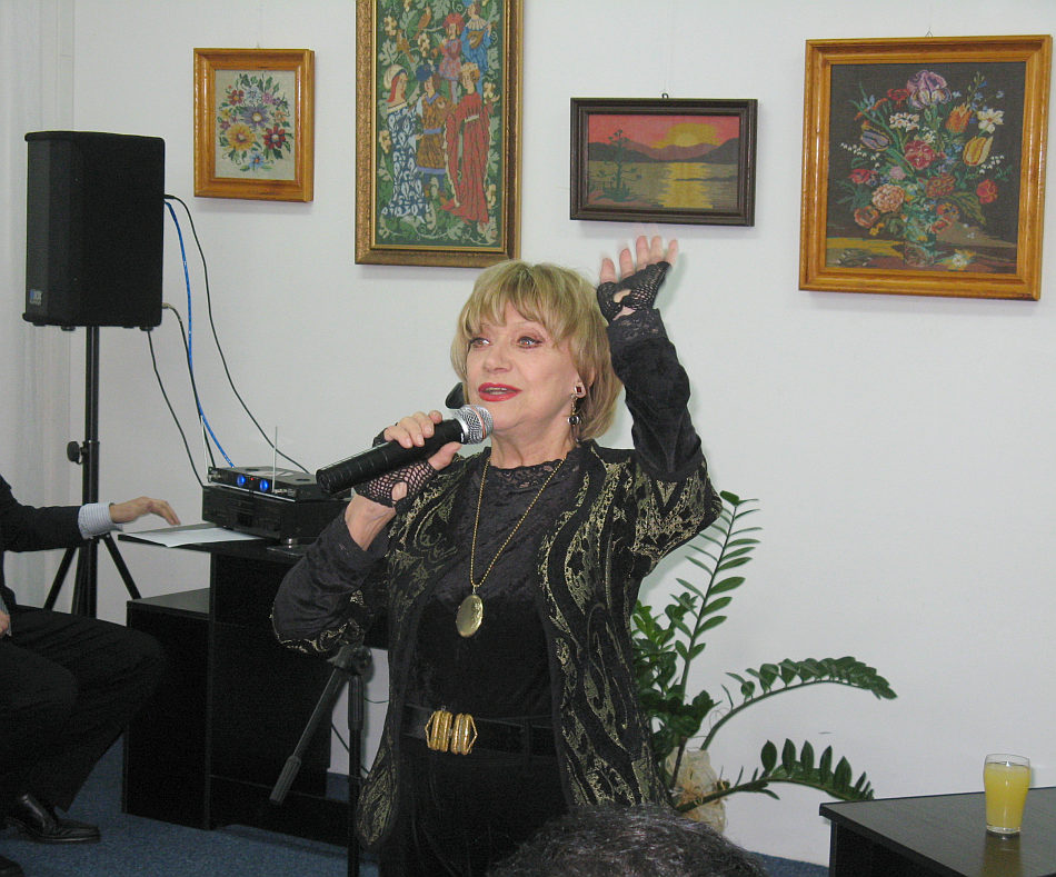 Krystyna Sienkiewicz w trakcie wystpu